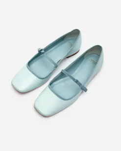Frances Valentine Jude Mary Jane Flat><noscript><img width=