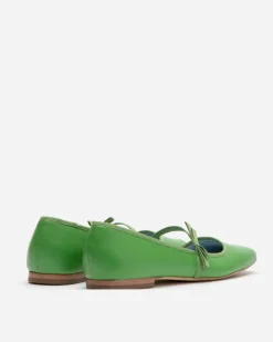 Frances Valentine Jude Mary Jane Flat><noscript><img width=
